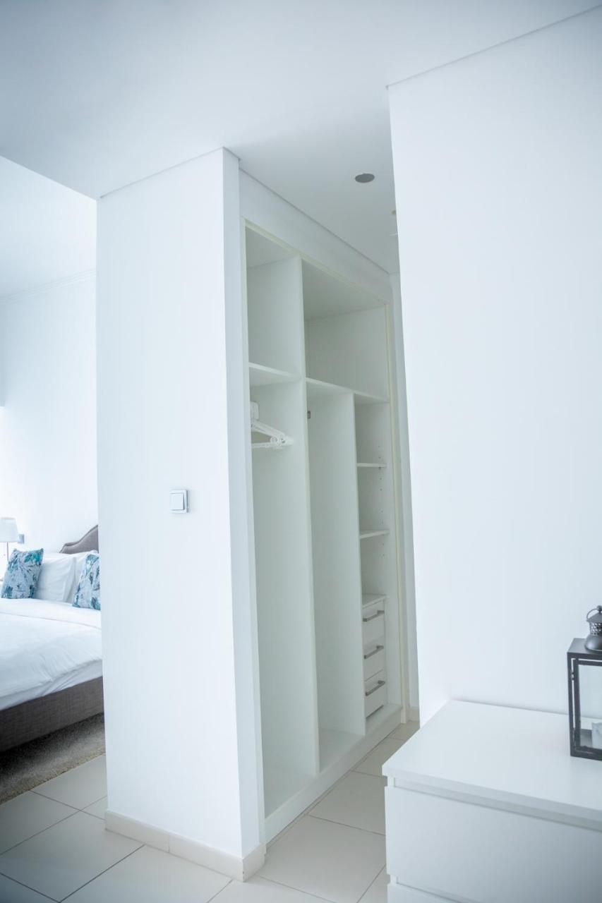 Nasma Luxury Stays - Cayan Tower Dubai Exterior foto